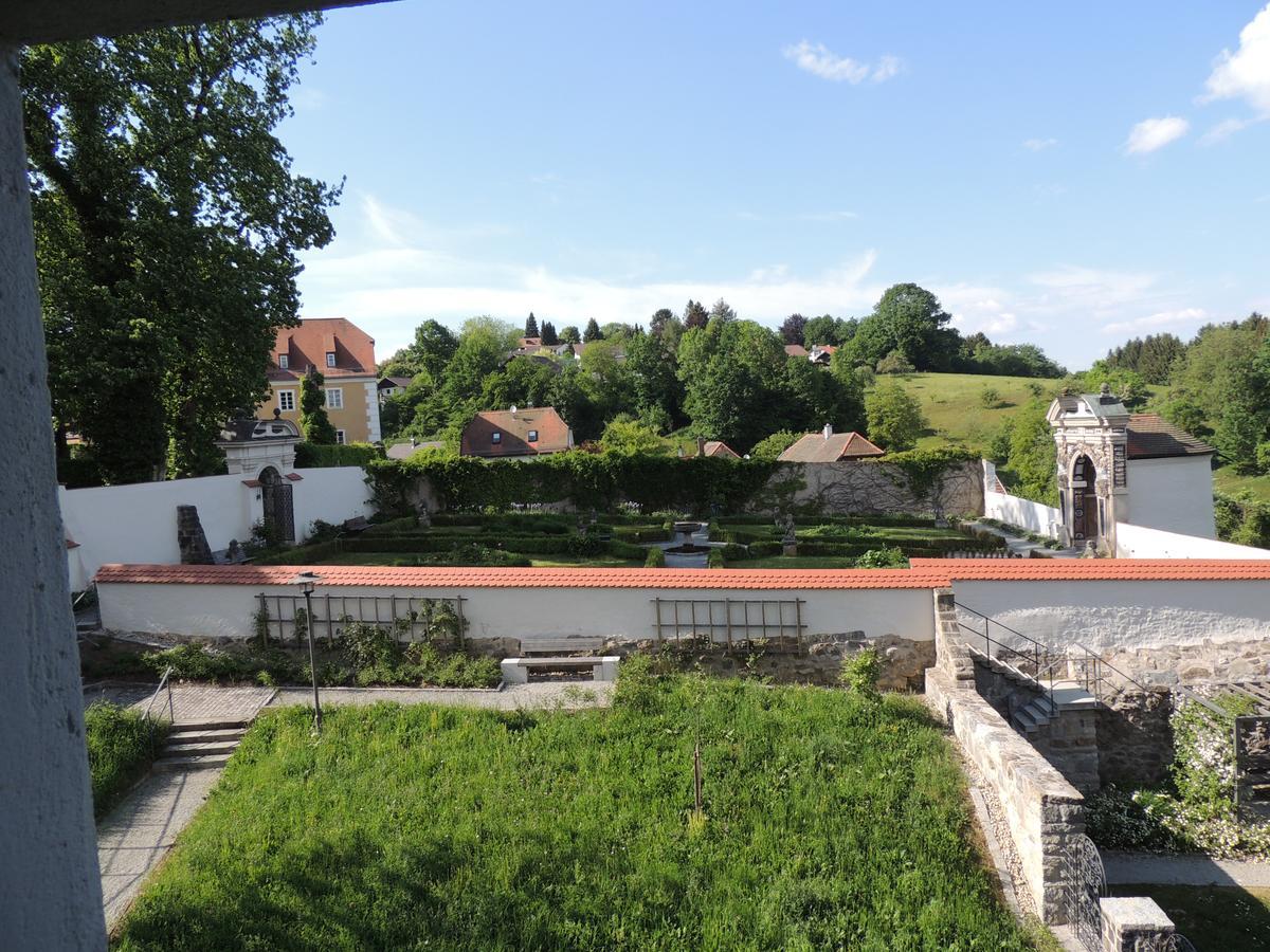Gaestehaus Maelzerei Auf Schloss Neuburg Am Inn Neuburg am Inn Exterior foto